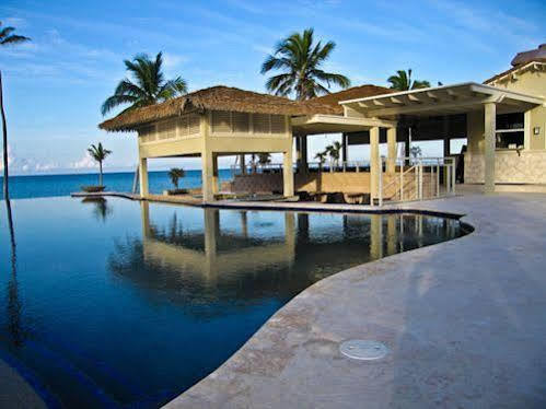 Sky Beach Club Governor S Harbour Exterior foto